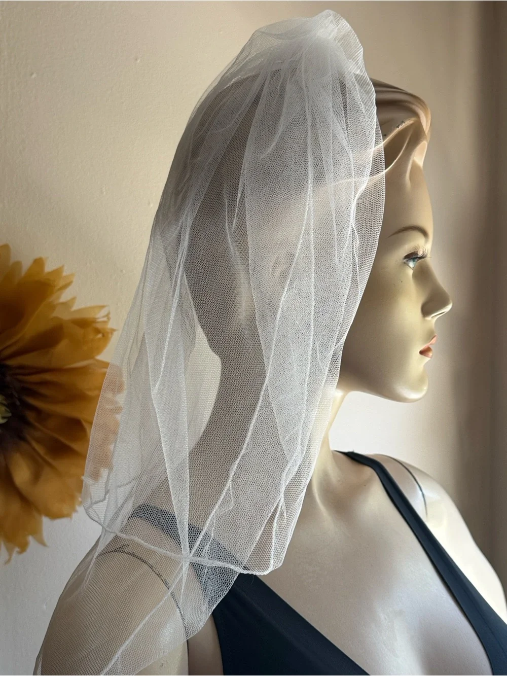 White Short Veil Comb